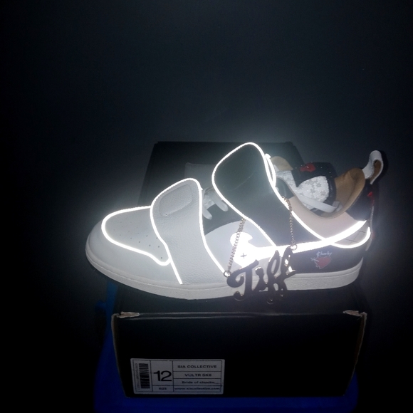 **RARE** S.I.A. COLLECTIVE BRIDE OF CHUCKY - Picture 1 of 10